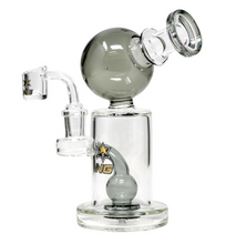 Load image into Gallery viewer, 6.5&quot; NICE GLASS Showerhead Orb Rig
