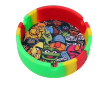 Load image into Gallery viewer, 3.5&quot; Round Silicone Ashtray with pad - Assorted Colour
